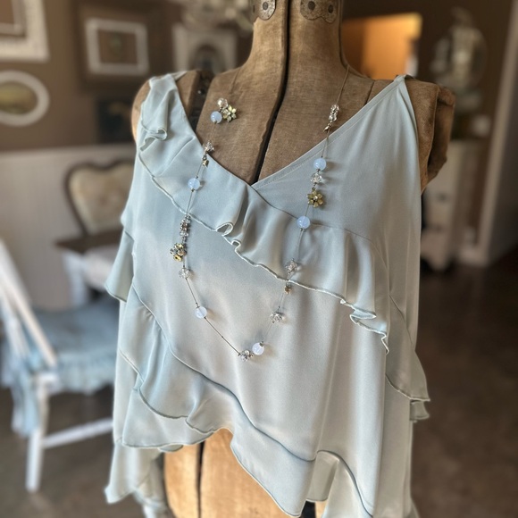 Freaking Adorable Ruffle Cropped Tank - Picture 2 of 7